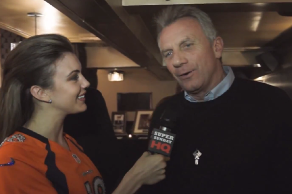 Miss-USA-Joe-Montana-The-Catch-Gameday-Experience-600x400